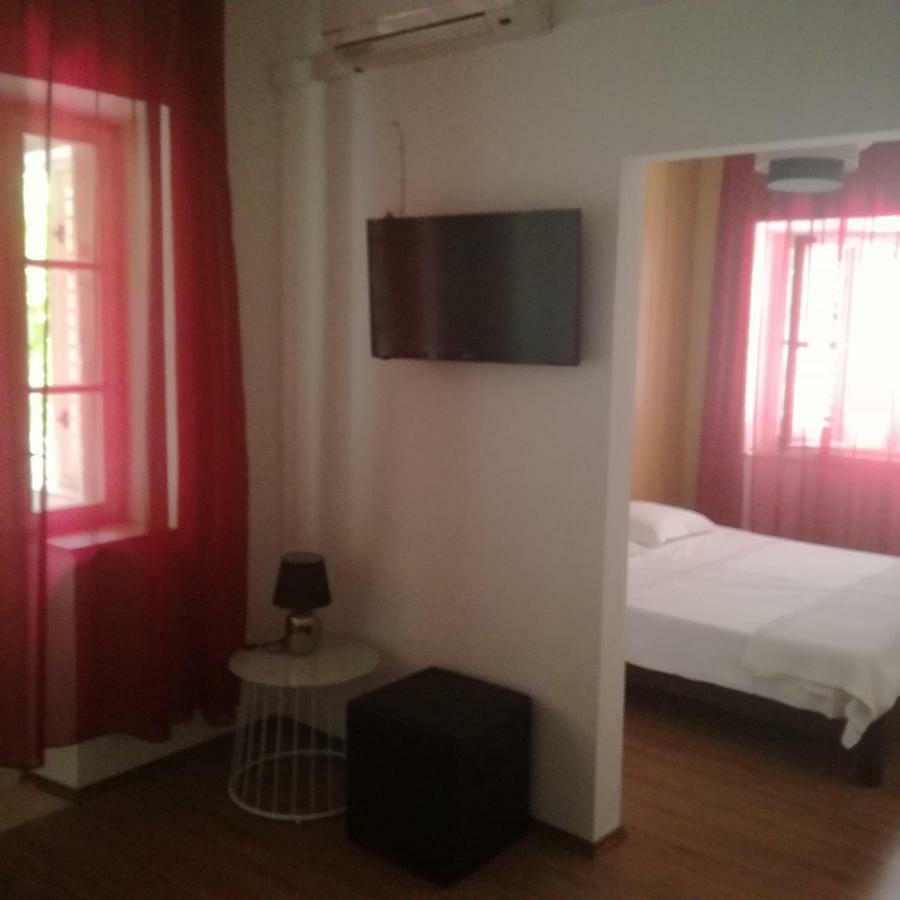 Appartamento Apartman Stipe Jelsa  Esterno foto
