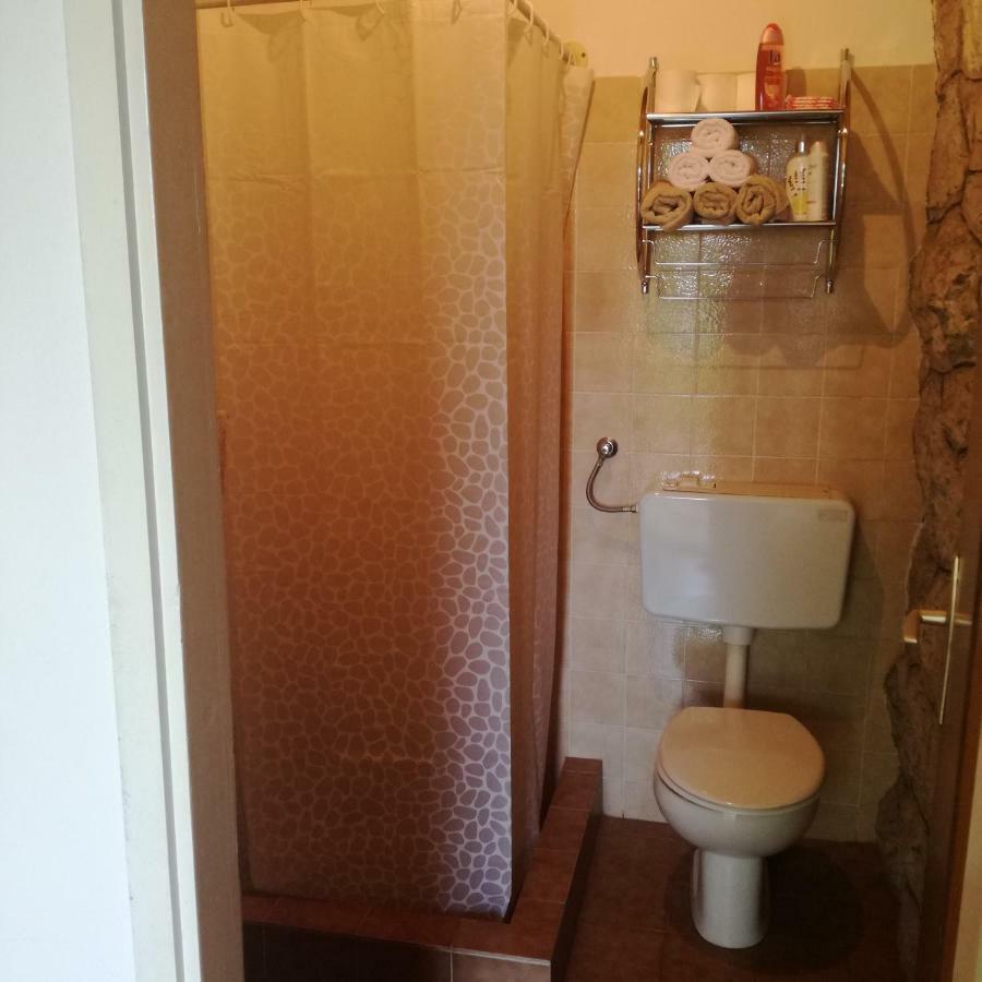Appartamento Apartman Stipe Jelsa  Esterno foto